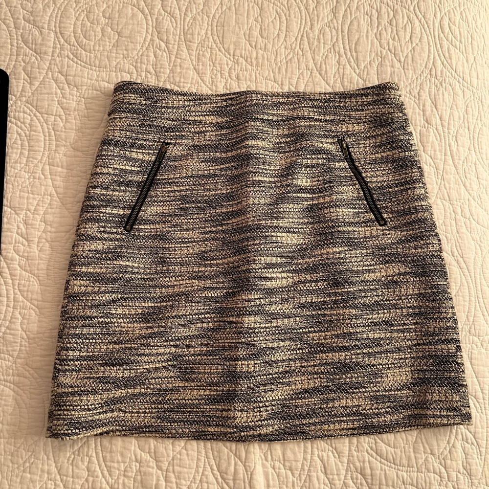Grey and cream skirt by LOFT.